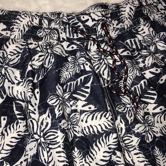 Men’s swimming trunks, Navy and white. - Picture 4 of 9